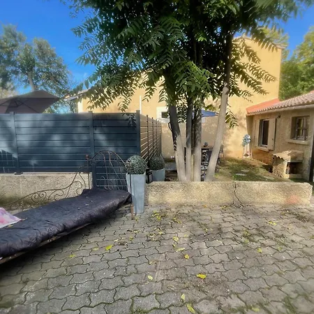 Jolie Petite Maison - Montfavet * Avignon